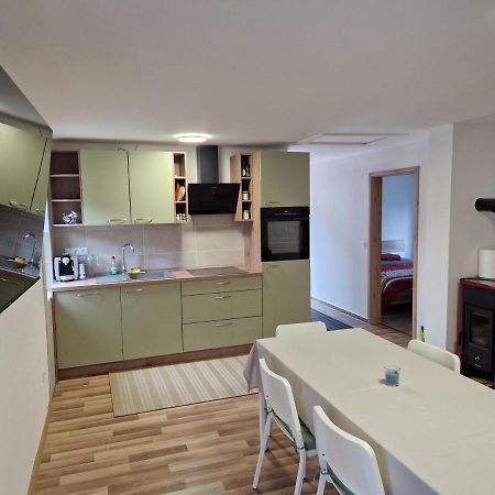 Apartma Tija Apartment โทลมิน ภายนอก รูปภาพ