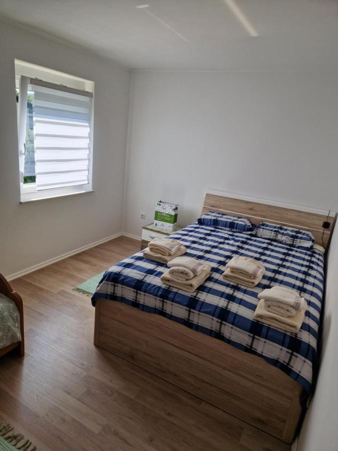 Apartma Tija Apartment โทลมิน ภายนอก รูปภาพ