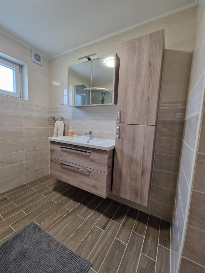 Apartma Tija Apartment โทลมิน ภายนอก รูปภาพ